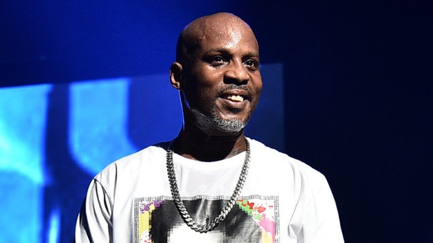 O FILHO DE 7 ANOS DE DMX CANTA 'X GON' DÊ PARA VOCÊ & # 39; CAPA DE PIANO NO ANIVERSÁRIO DO FALECIDO RAPPER